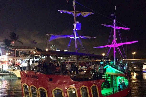 Miami party cruise