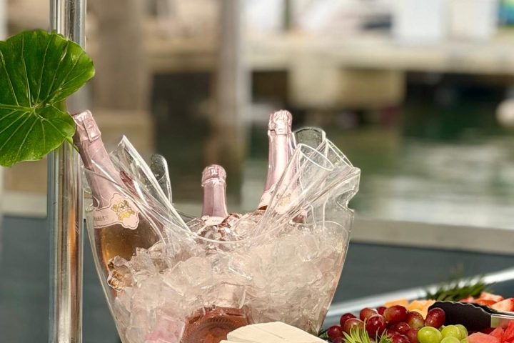 rent a boat in Miami today